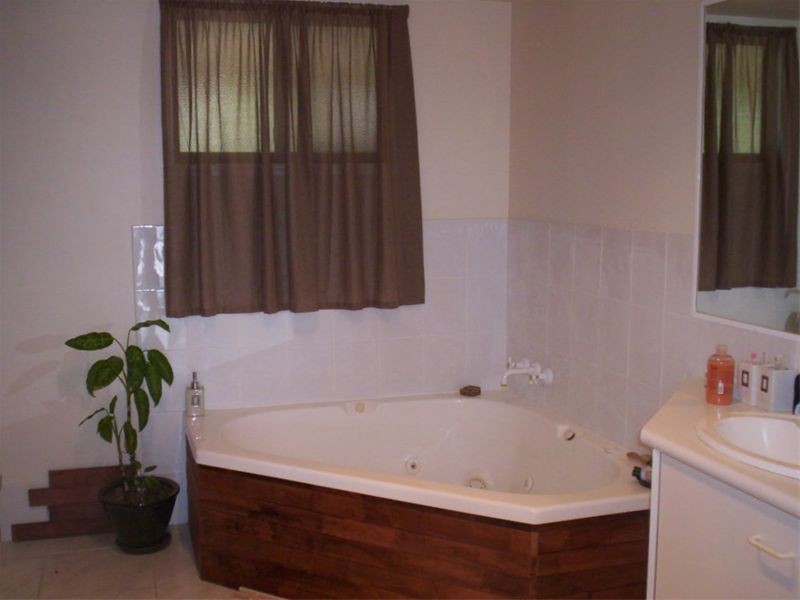 112 Laurel Street, Russell Island QLD 4184