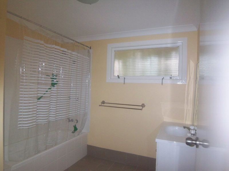 25 Grove Road, Russell Island QLD 4184