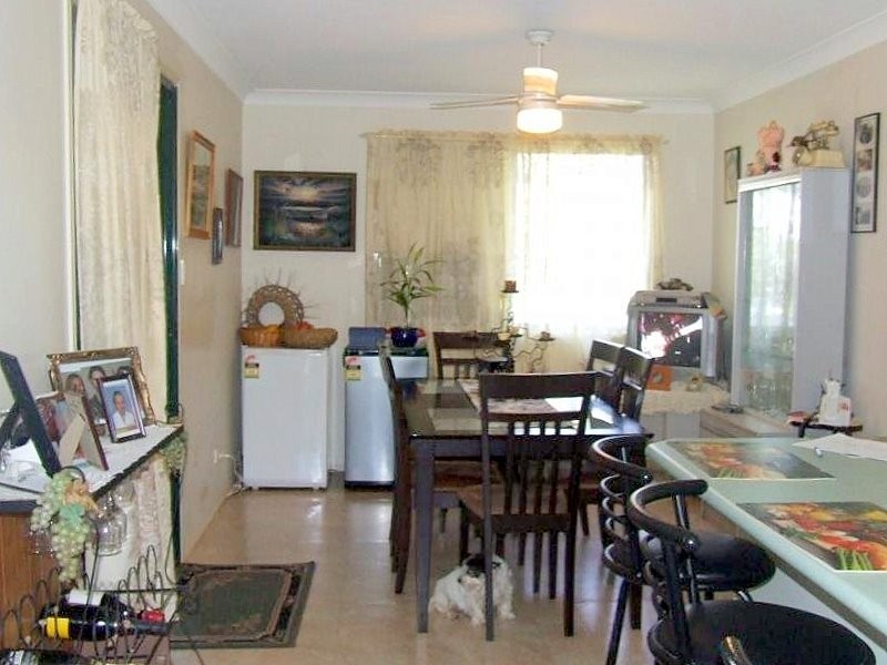 2  Rossi Avenue, Russell Island QLD 4184