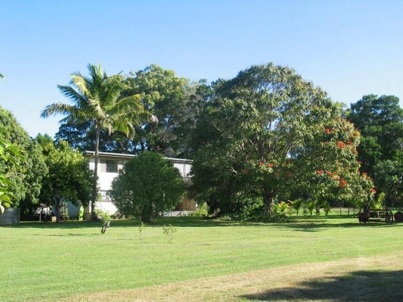 61  Kings Road, Russell Island QLD 4184