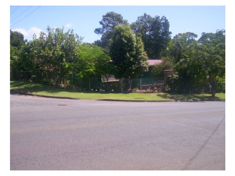 55 High Street, Russell Island QLD 4184