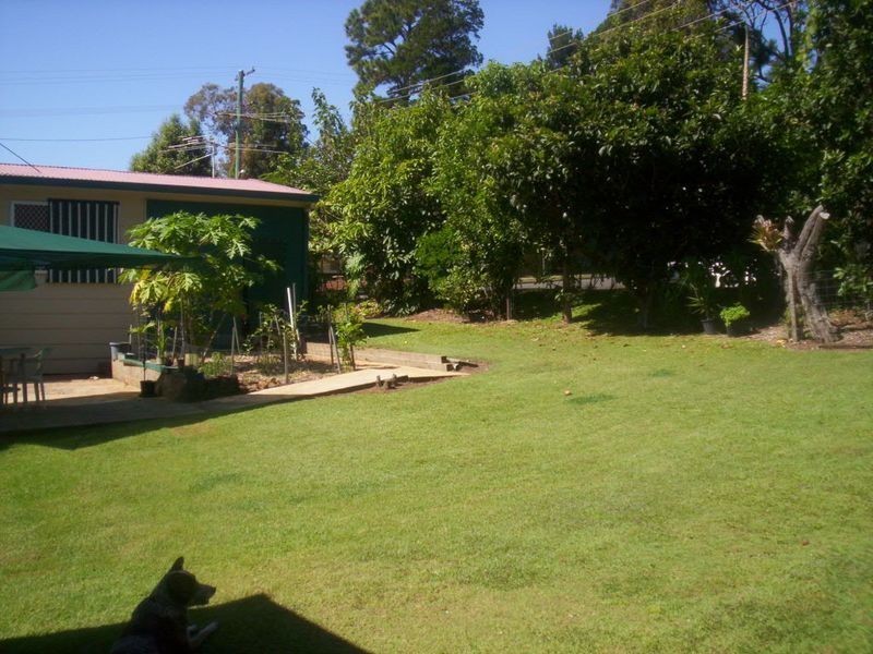 55 High Street, Russell Island QLD 4184