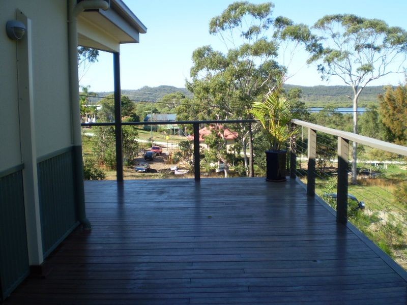 14  Seaview Street, Russell Island QLD 4184