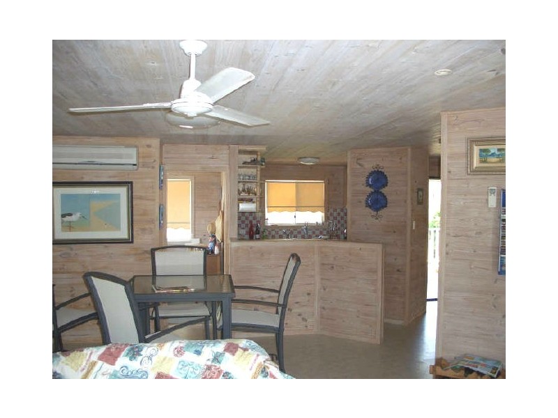 106 Crescent Drive, Russell Island QLD 4184