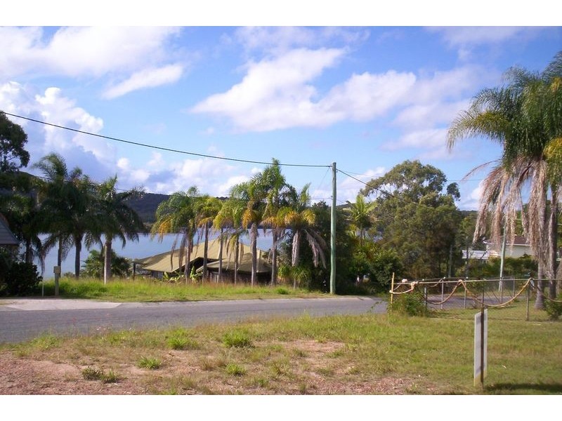 5 Schooner Street, Russell Island QLD 4184