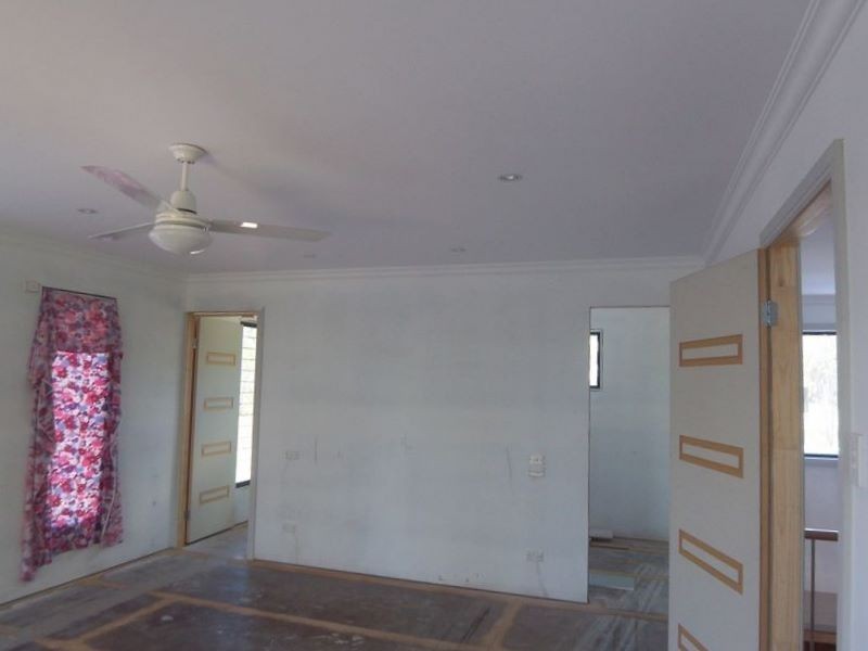 6 James Street, Russell Island QLD 4184