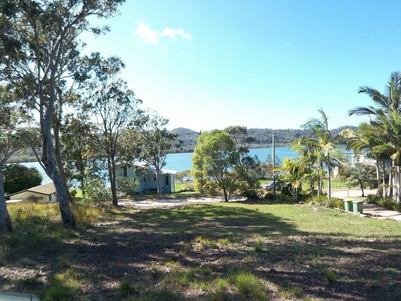92  Wahine Drive, Russell Island QLD 4184