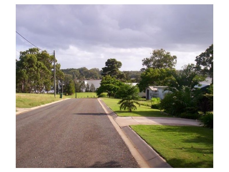 12  Alice Street, Russell Island QLD 4184