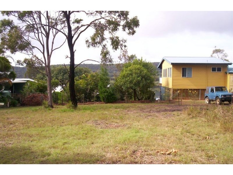 35  Scenic Drive, Russell Island QLD 4184