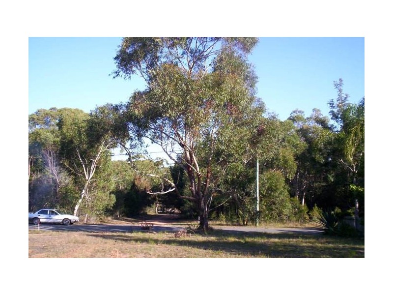 13  Waratah Street, Russell Island QLD 4184
