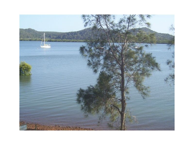 12 Emerson Street, Russell Island QLD 4184