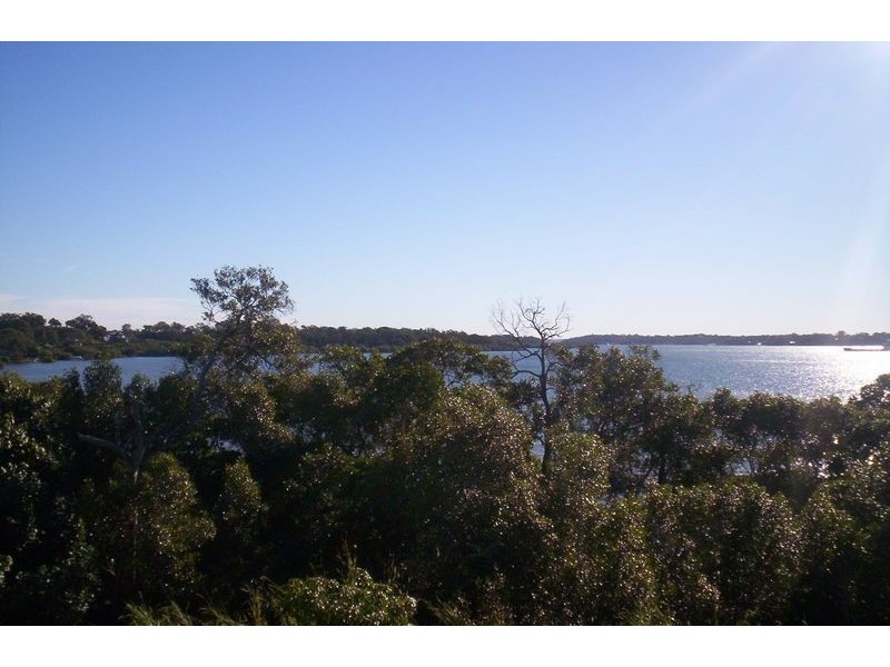 4  Hogan Court, Russell Island QLD 4184