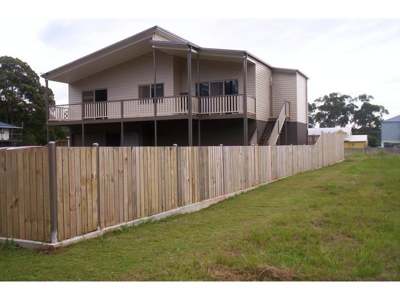 15 Taylor Street, Russell Island QLD 4184