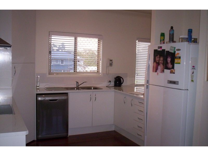 15 Taylor Street, Russell Island QLD 4184