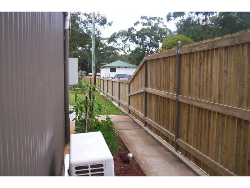15 Taylor Street, Russell Island QLD 4184