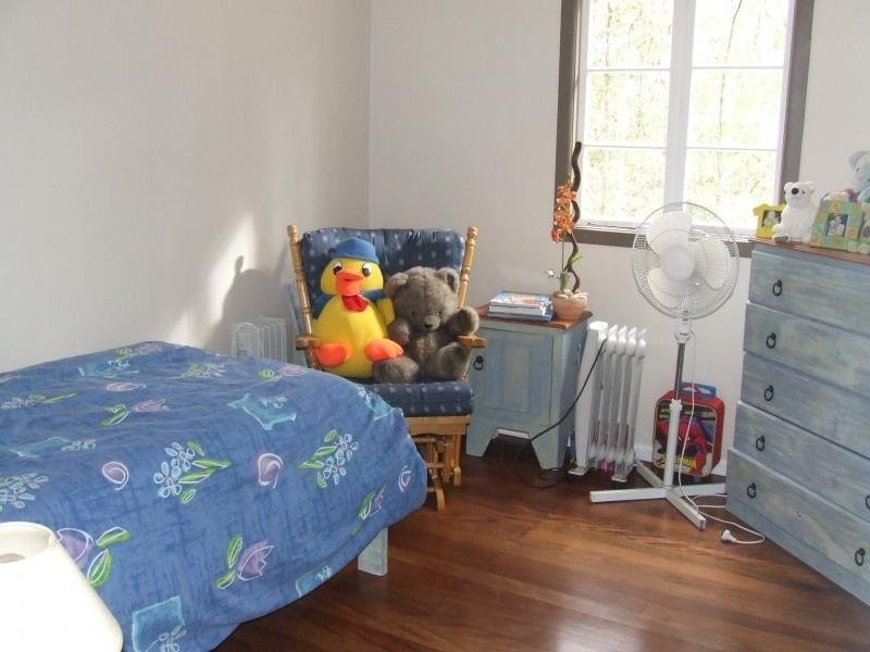 14  Cook Avenue, Russell Island QLD 4184