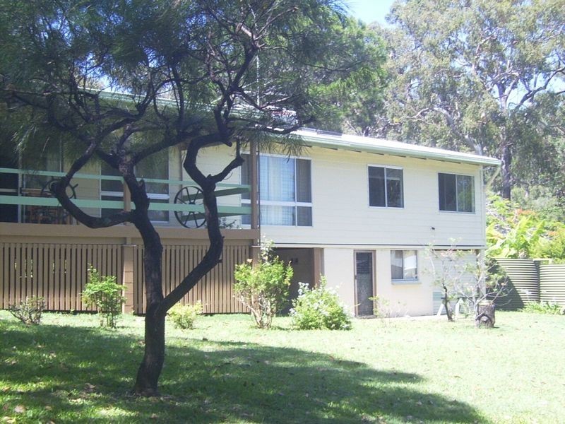 17 Wilma Crescent, Russell Island QLD 4184