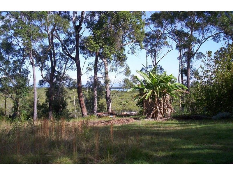18 Deenya Parade, Russell Island QLD 4184