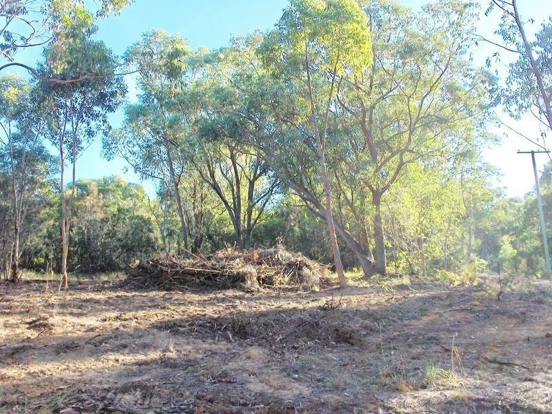 90 Hacking Ridge Rd, Russell Island QLD 4184