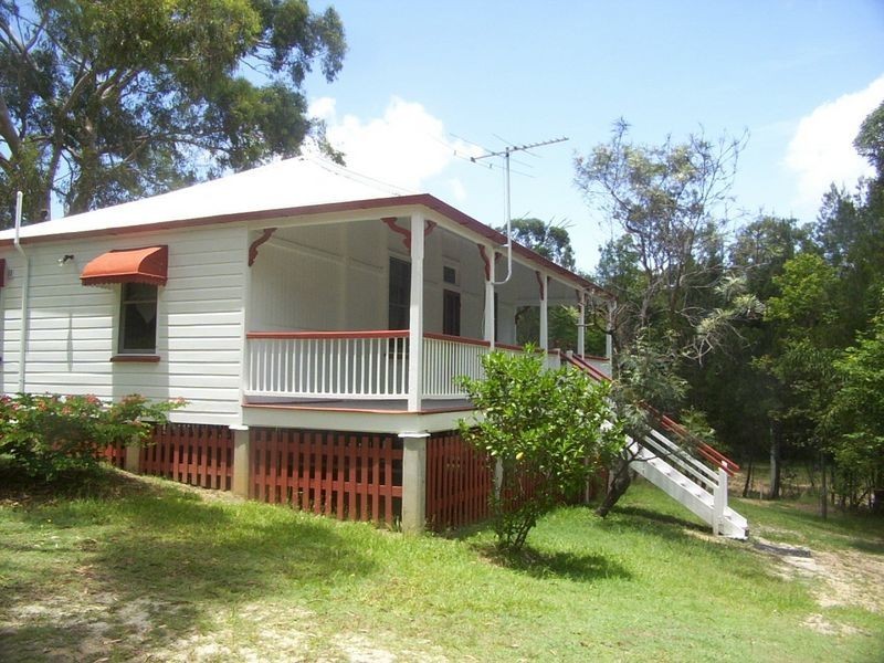 35  Seaward  Drive, Russell Island QLD 4184