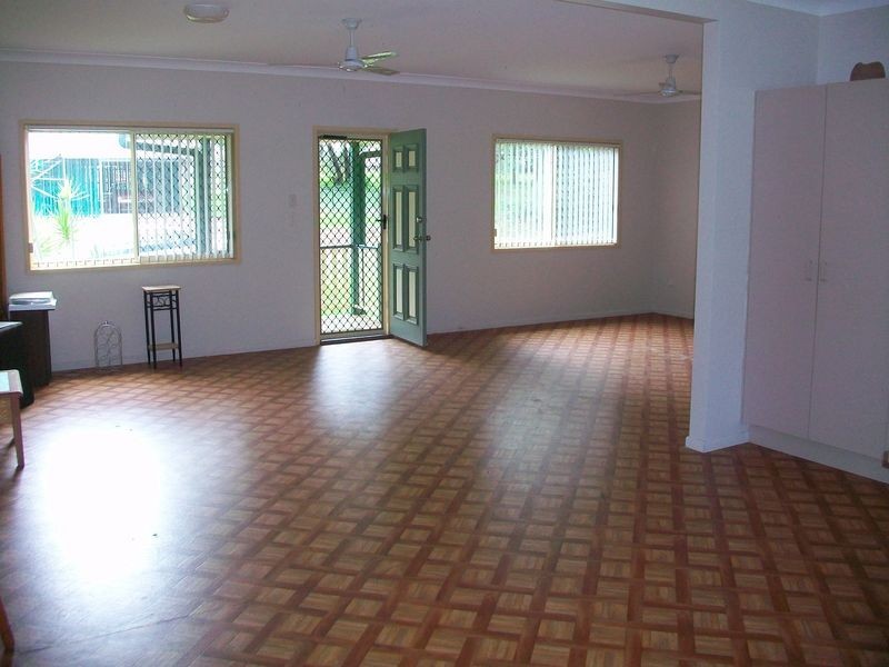 18 Dempsey St, Russell Island QLD 4184