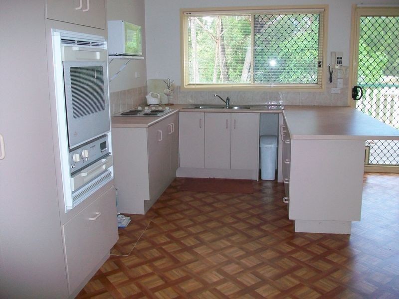 18 Dempsey St, Russell Island QLD 4184