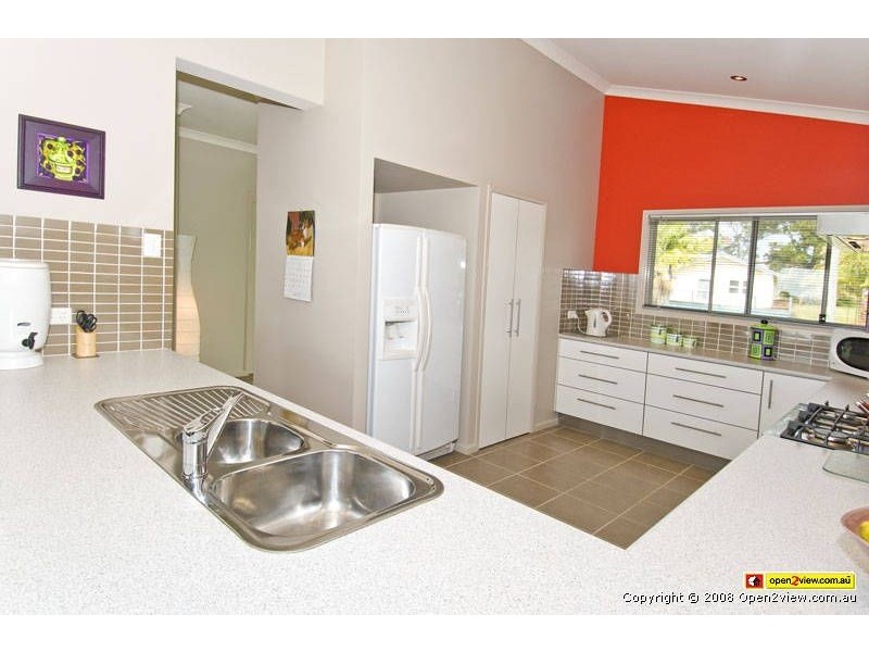 61  Bay Drive, Russell Island QLD 4184