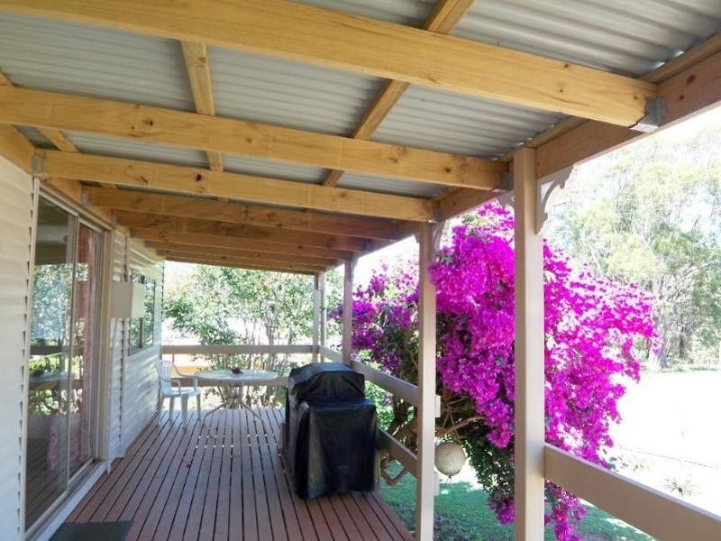 8  Pao Pao Road, Russell Island QLD 4184