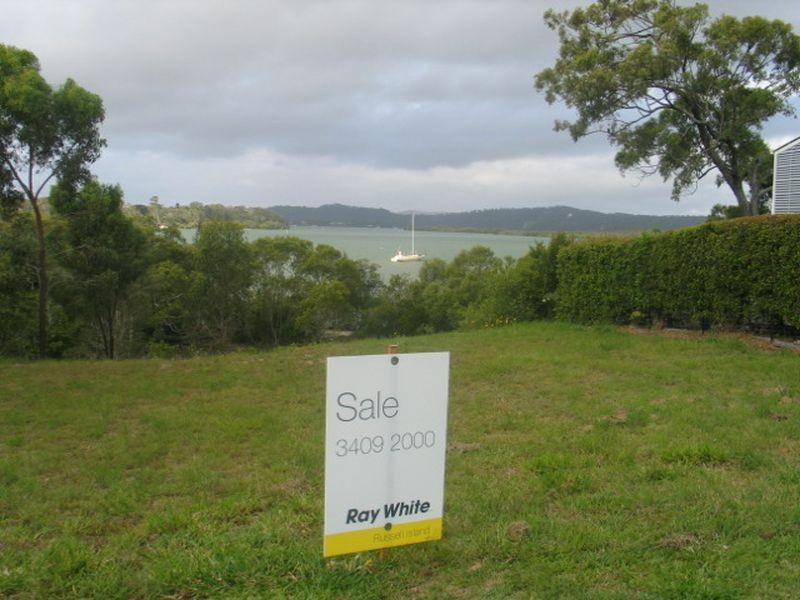 24 Schooner Street, Russell Island QLD 4184