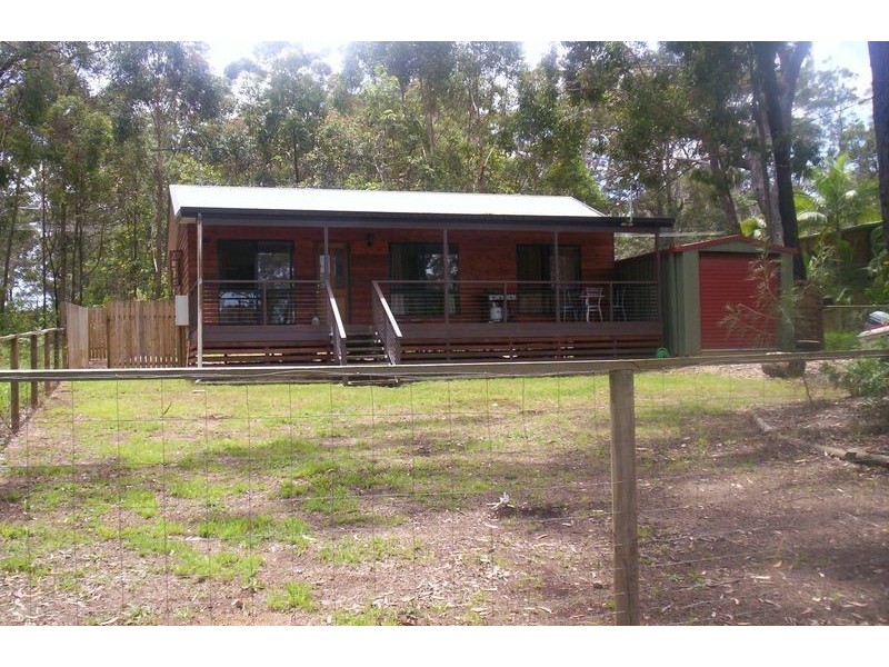 21 Heeterra St, Russell Island QLD 4184