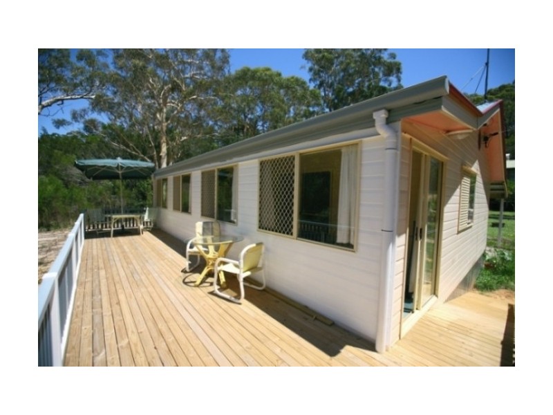 15  Jupiter St, Russell Island QLD 4184