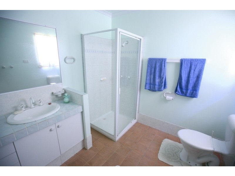 15  Jupiter St, Russell Island QLD 4184