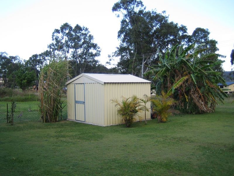 13 Zephyr Street, Russell Island QLD 4184