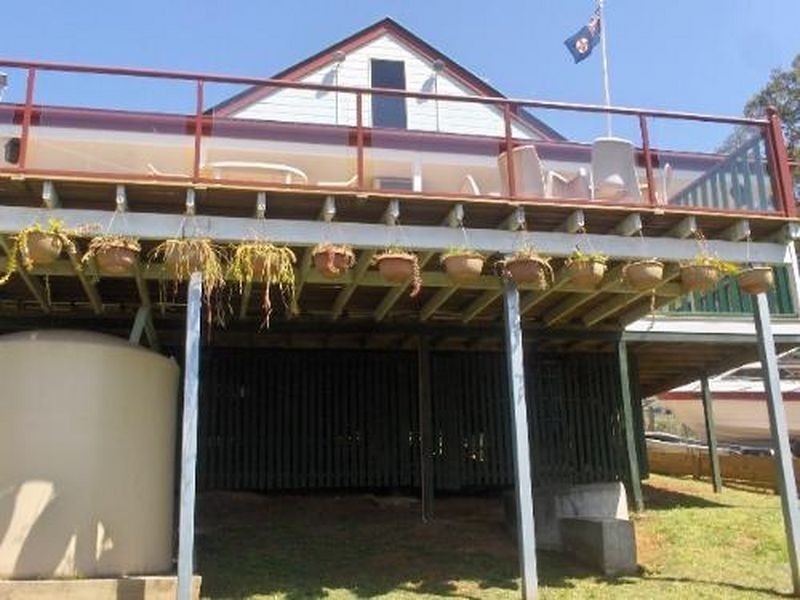42 Leichhardt Terrace, Russell Island QLD 4184