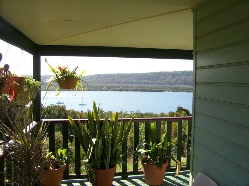 42 Leichhardt Terrace, Russell Island QLD 4184
