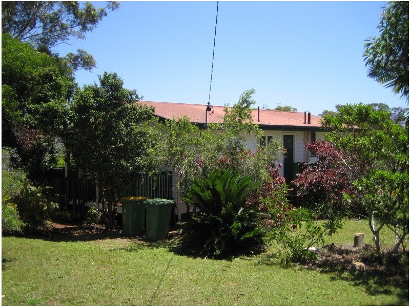 15 Jackson Road, Russell Island QLD 4184