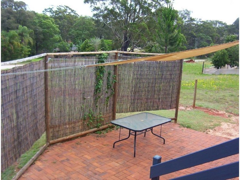 8  Aimeo Esplanade, Russell Island QLD 4184