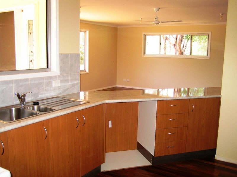 9 Stradbroke Drive, Russell Island QLD 4184