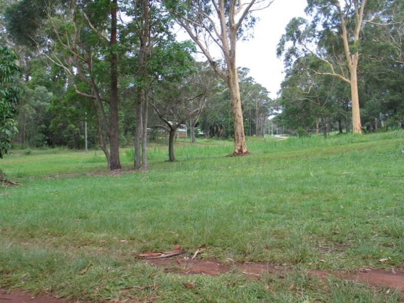 .  Bamboo Road, Russell Island QLD 4184