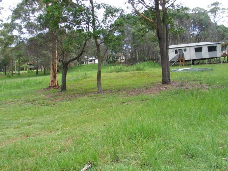 .  Bamboo Road, Russell Island QLD 4184