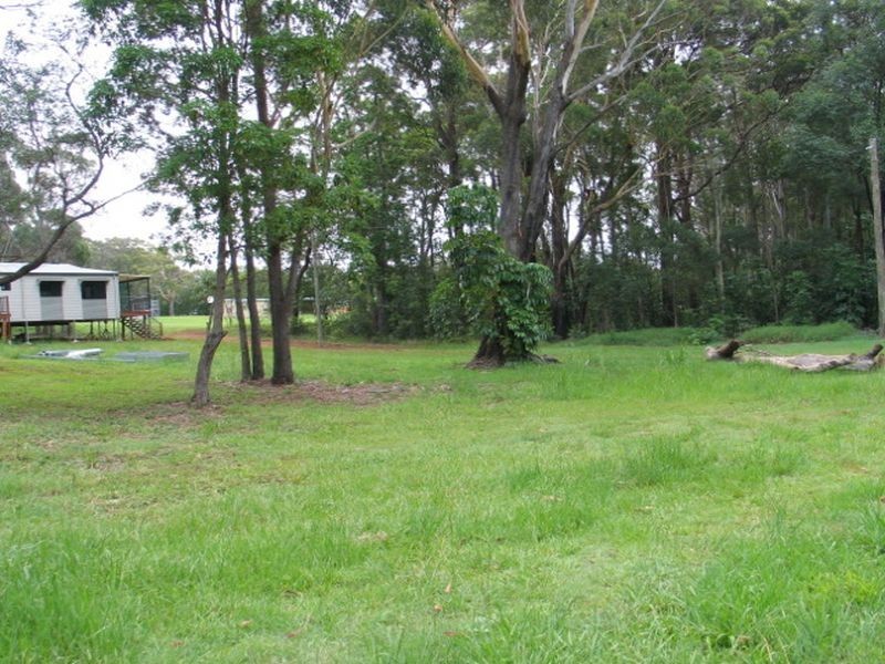 .  Bamboo Road, Russell Island QLD 4184