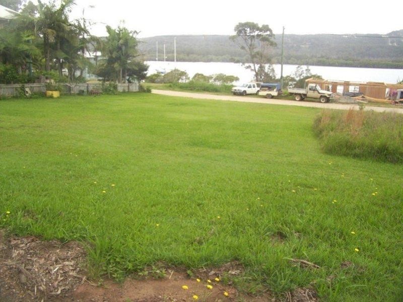 96 Wahine Drive, Russell Island QLD 4184
