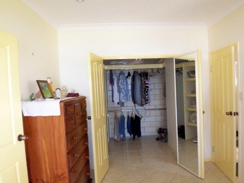 5 Jasper St, Russell Island QLD 4184