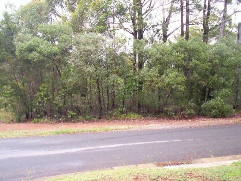 2  Waratah Street, Russell Island QLD 4184