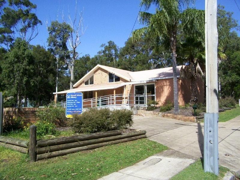 11  High Street, Russell Island QLD 4184