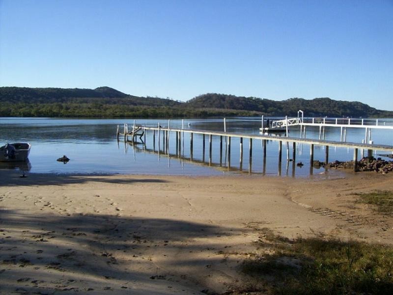 11  High Street, Russell Island QLD 4184