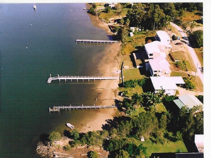 11  High Street, Russell Island QLD 4184