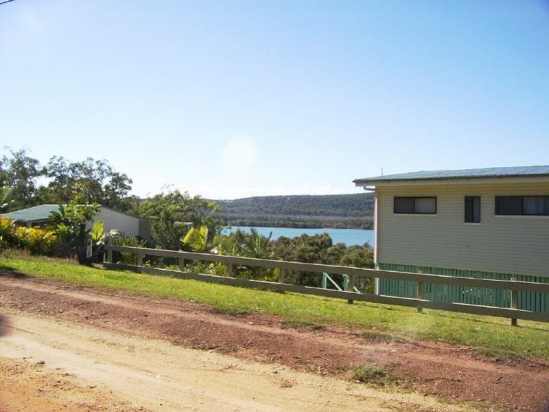 9 Leichhardt Terrace, Russell Island QLD 4184