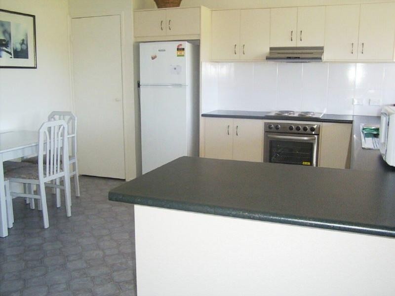 5  Aquamarine Avenue, Russell Island QLD 4184