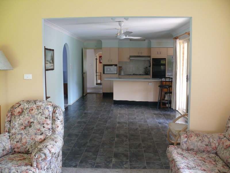 111  Norman Avenue, Hammondville NSW 2170